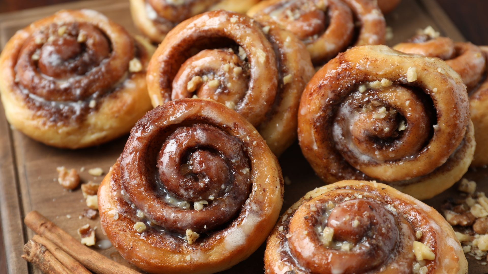 Cinnamon rolls
