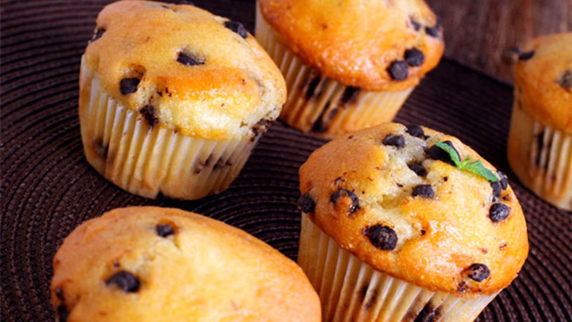 Magdalenas con pepitas de chocolate
