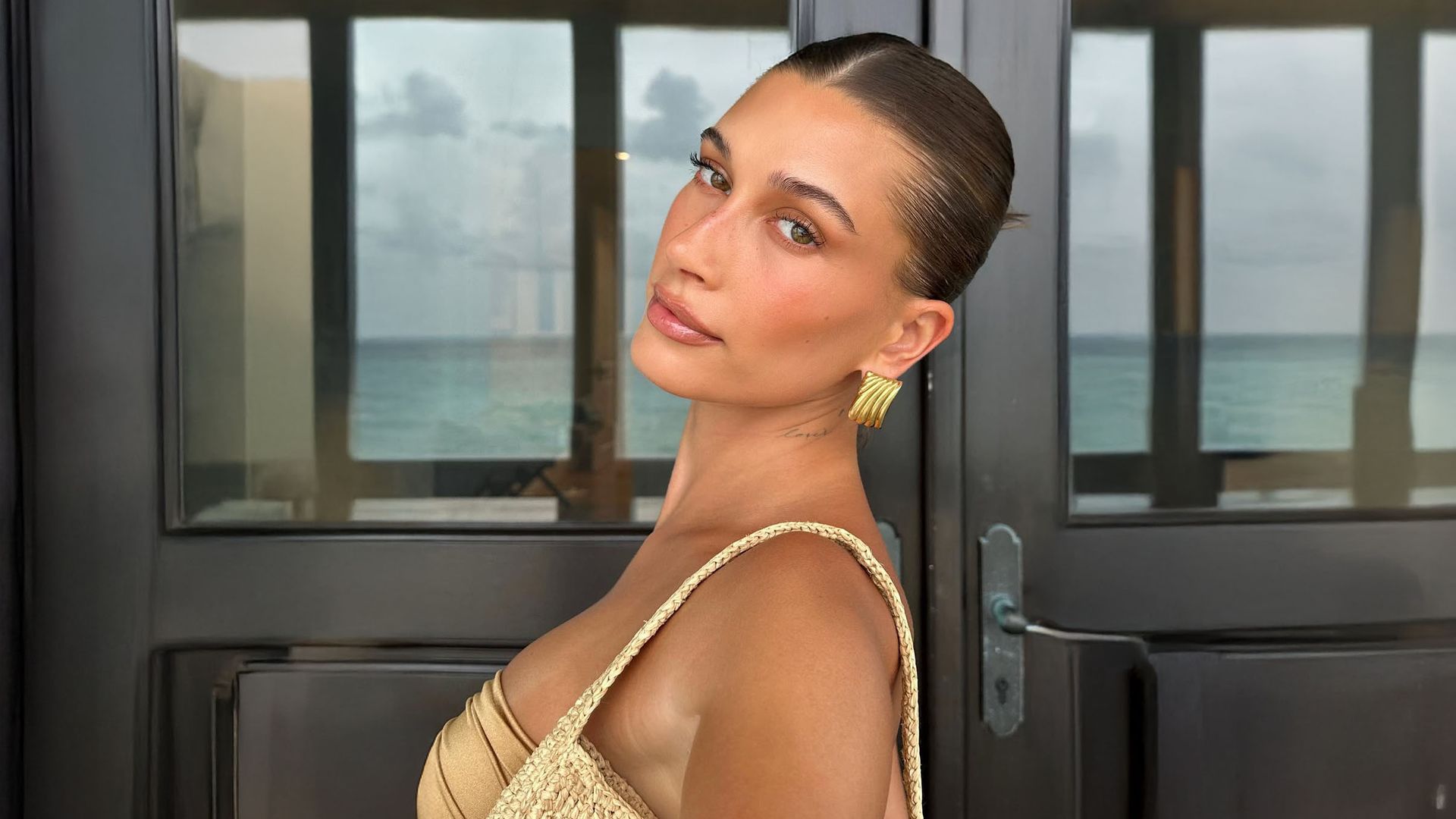 El truco de belleza de Hailey Bieber