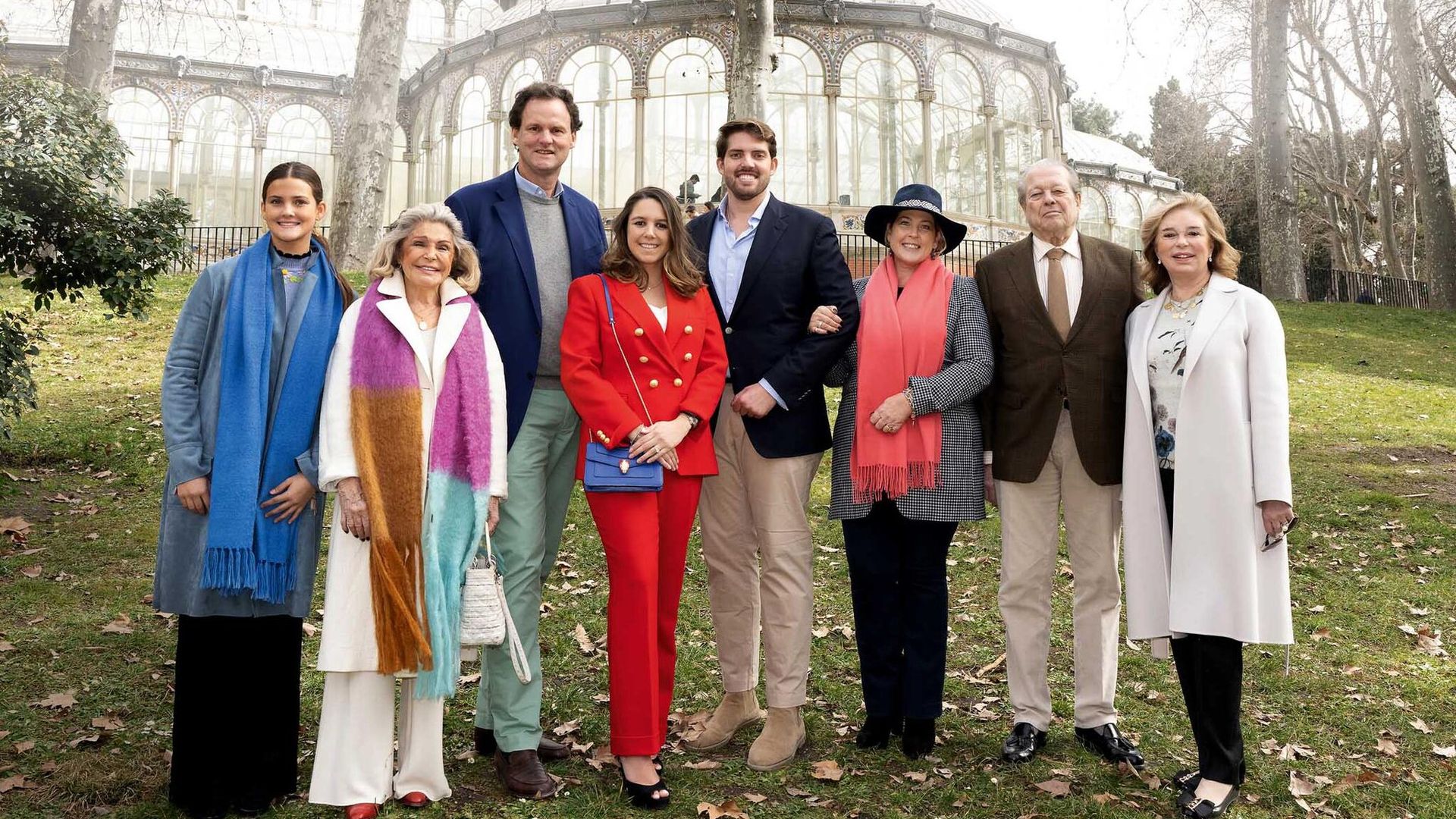beatriz de orleans nos habla de la pr xima boda real de la familia su nieto louis nicolas cr py se casa con la espa ola carolina torio ballester