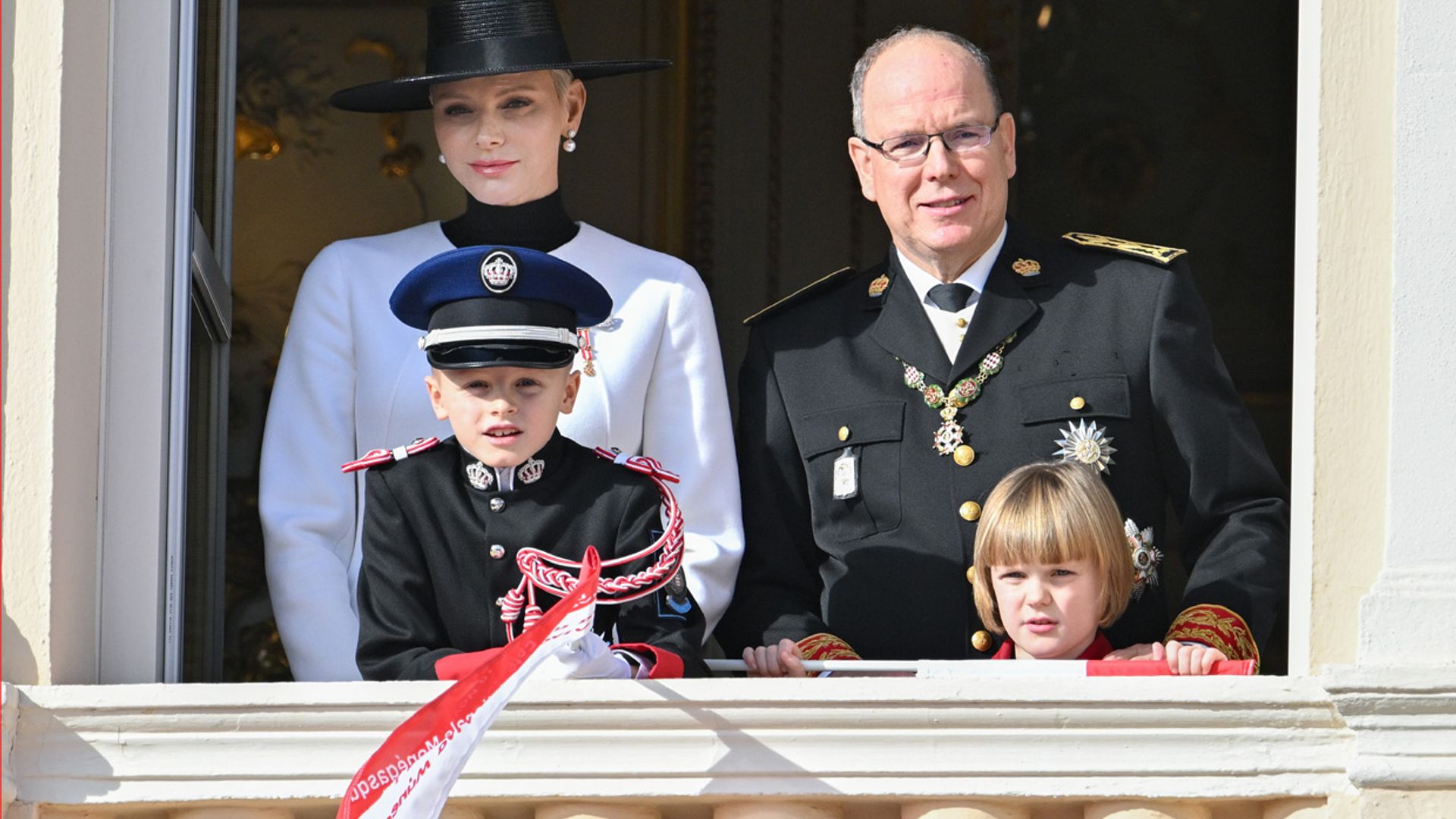 Alberto de Mónaco, recién operado de la piel, cuenta los planes que tiene con Charlene y los niños para Navidad