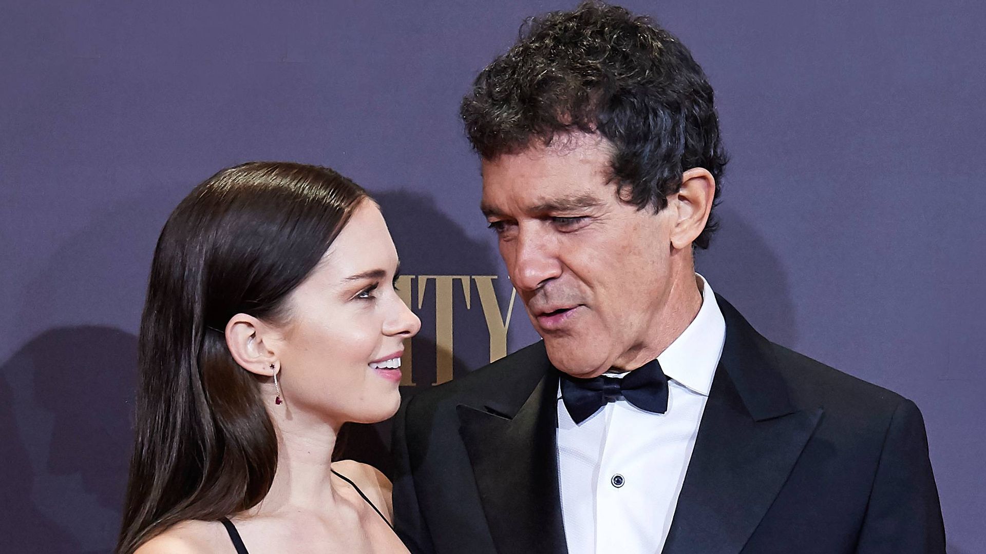 Antonio Banderas se ha mostrado muy feliz por la boda de su hija Stella del Carmen.