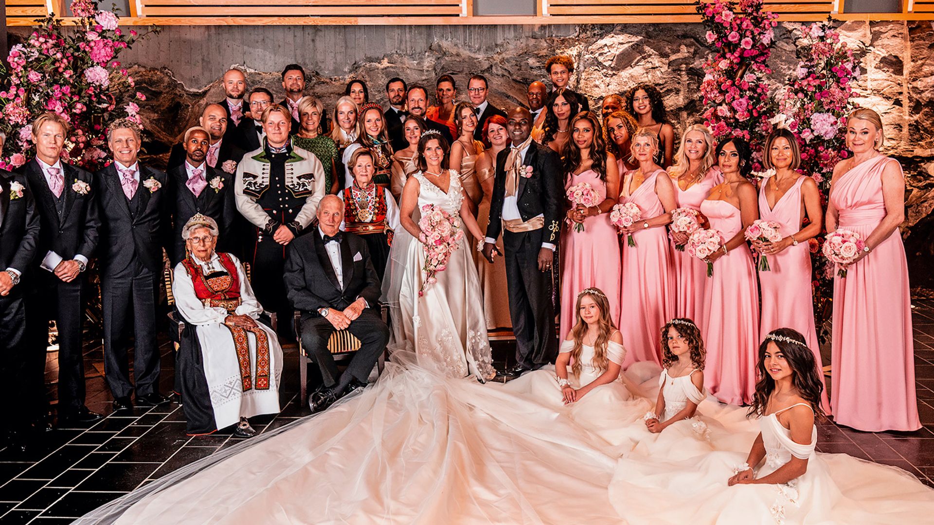 HOLA 4180 BODA MARTA LUISA DE NORUEGA