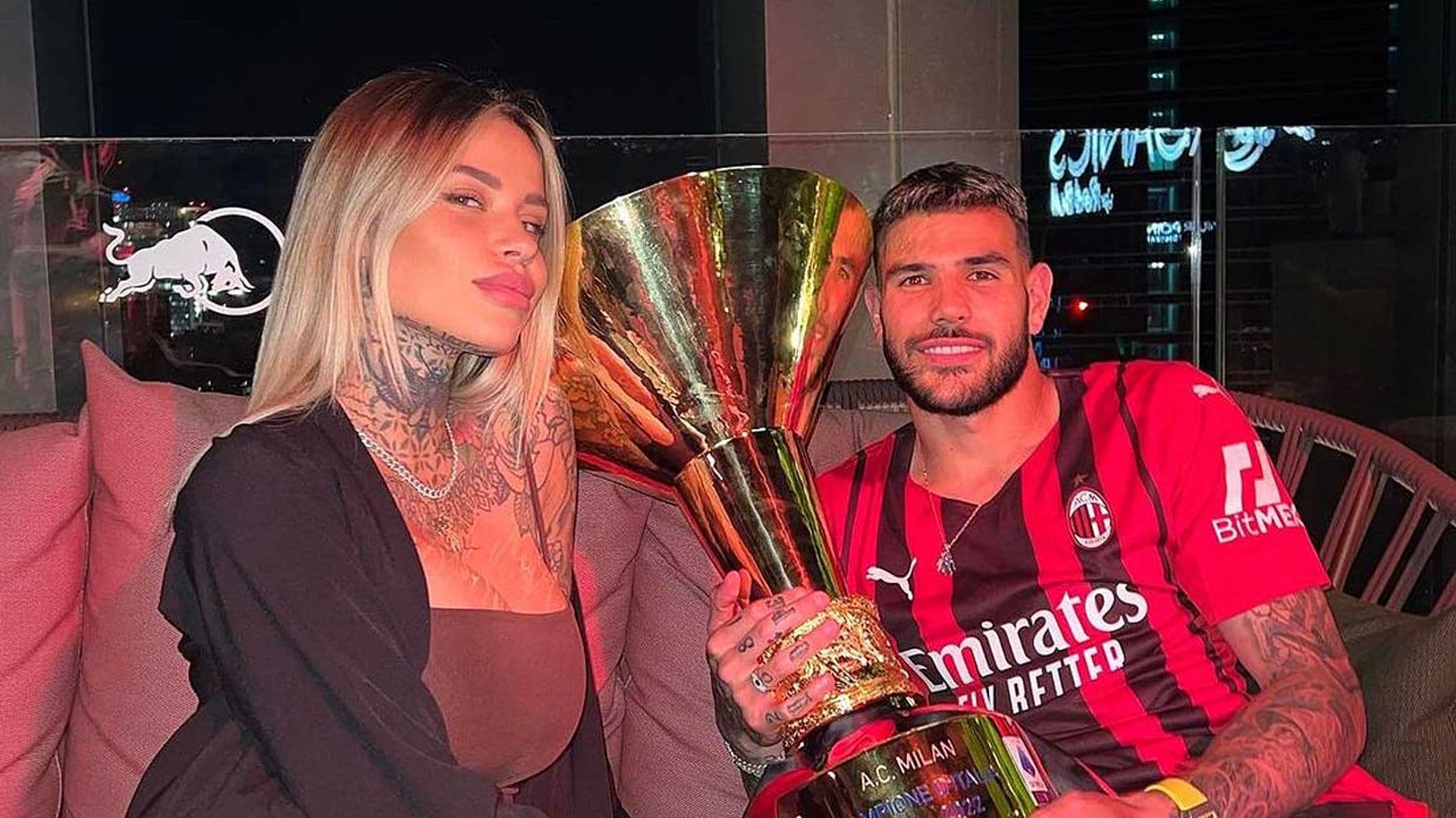 Asaltan la casa del futbolista Theo Hernández con su mujer y su hijo en el interior
