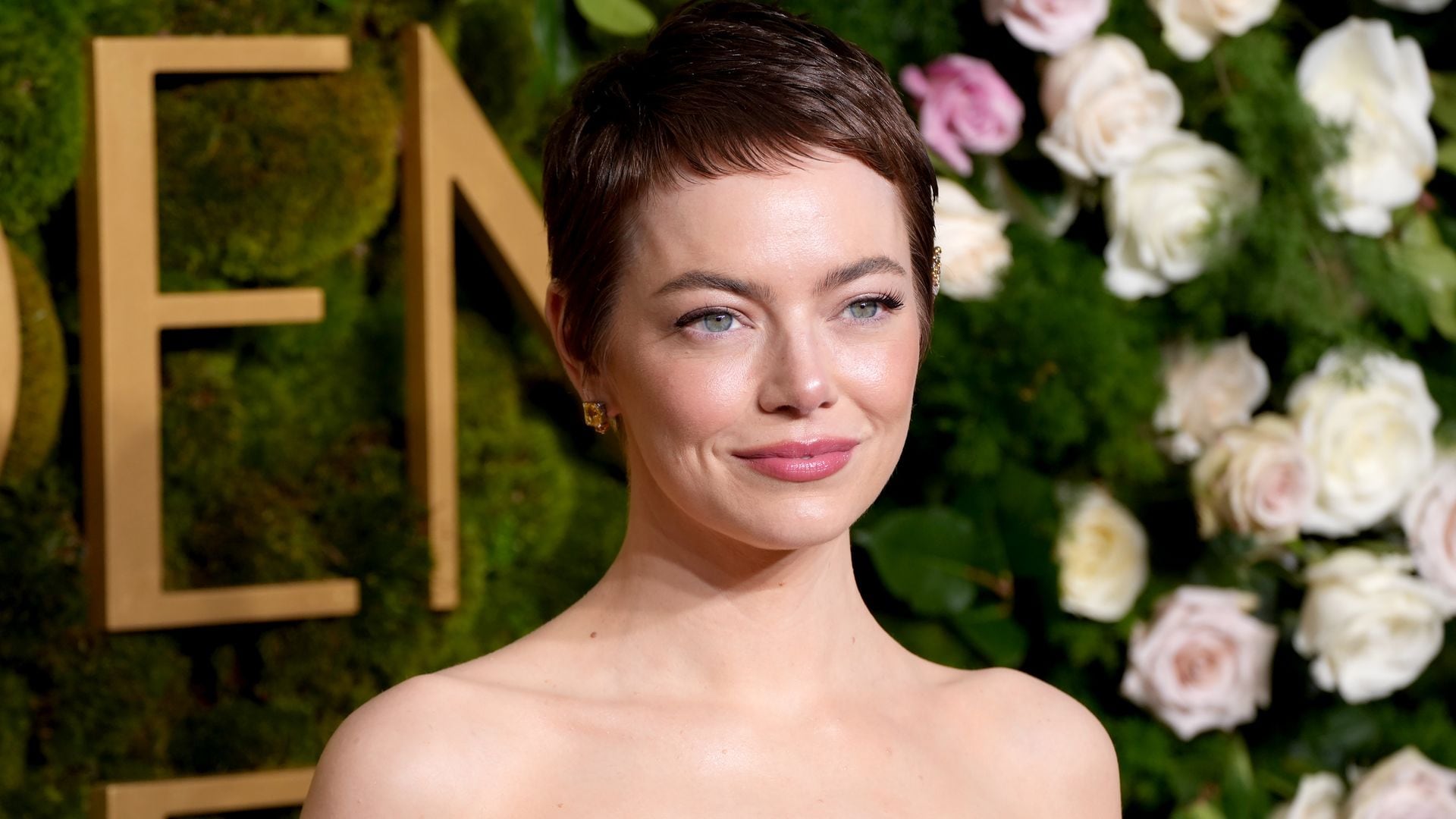 Los mejores cambios de look de las estrellas en 2025: del pelirrojo de Emma Stone a los flequillos de Amaia Salamanca y Ester Expósito