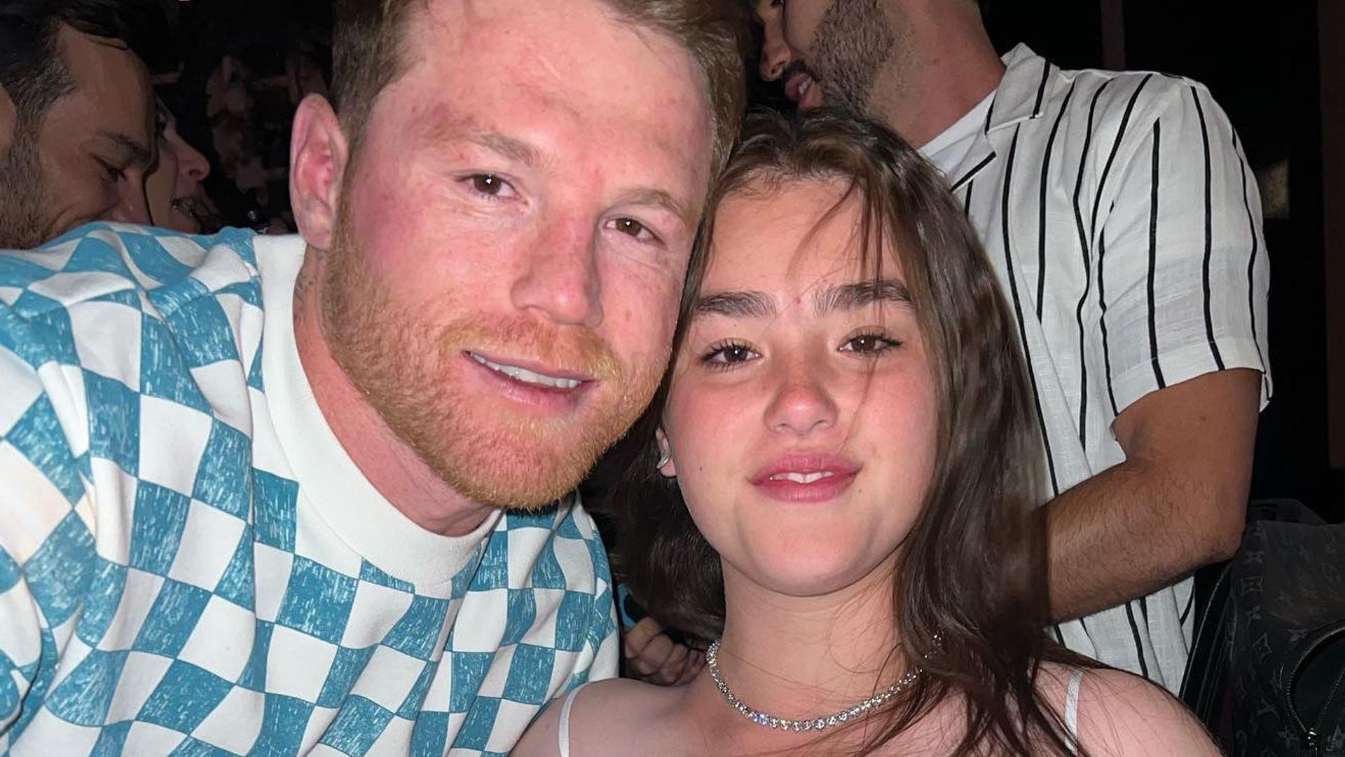 Emily, la hija del ‘Canelo’ Álvarez se deja ver de lo más enamorada en redes sociales