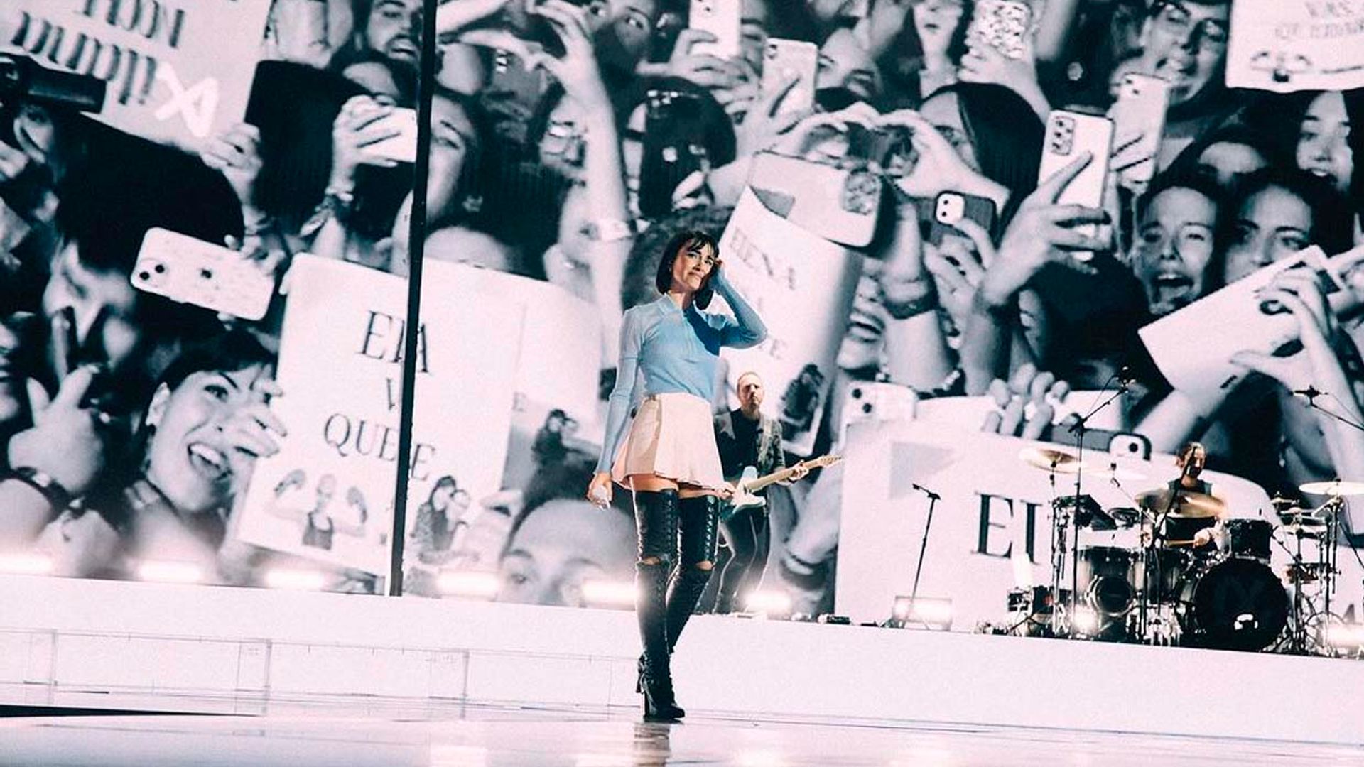 ¿Se rompió el diente Aitana? La cantante aclara el percance que sufrió en pleno concierto