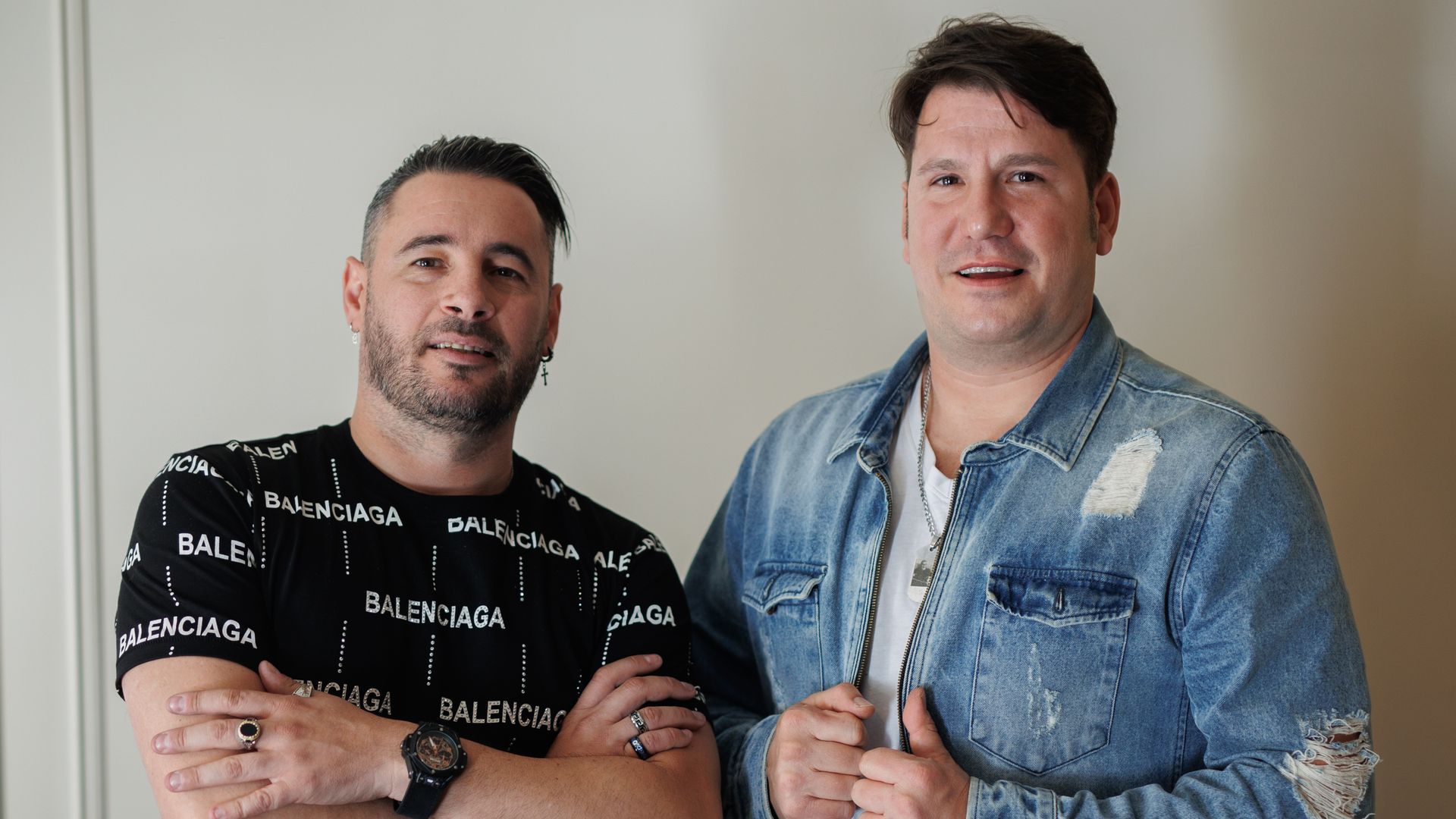 Los cantantes de Andy & Lucas, durante una entrevista, en el Restaurante De MarÃ­a, a 19 de abril de 2023, en Madrid (EspaÃ±a). El dÃºo gaditano acaba de presentar su nuevo disco recopilatorio â20 aÃ±os en 20 cancionesâ. En este Ã¡lbum participan compaÃ±eros y amigos. Con este trabajo AndrÃ©s Morales y Lucas GonzÃ¡lez celebran dos dÃ©cadas desde que emprendieran su carrera musical, con dos decenas de temas de la mano de 20 colaboradores especiales.

Alejandro MartÃ­nez VÃ©lez / Europa Press
19 ABRIL 2023;RETRATOS
19/4/2023