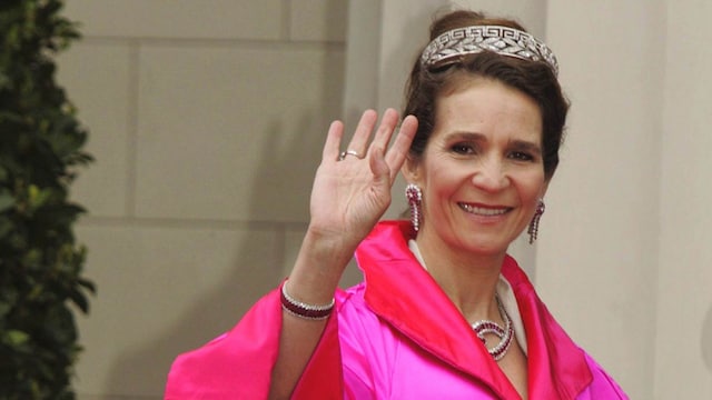 tiara infanta