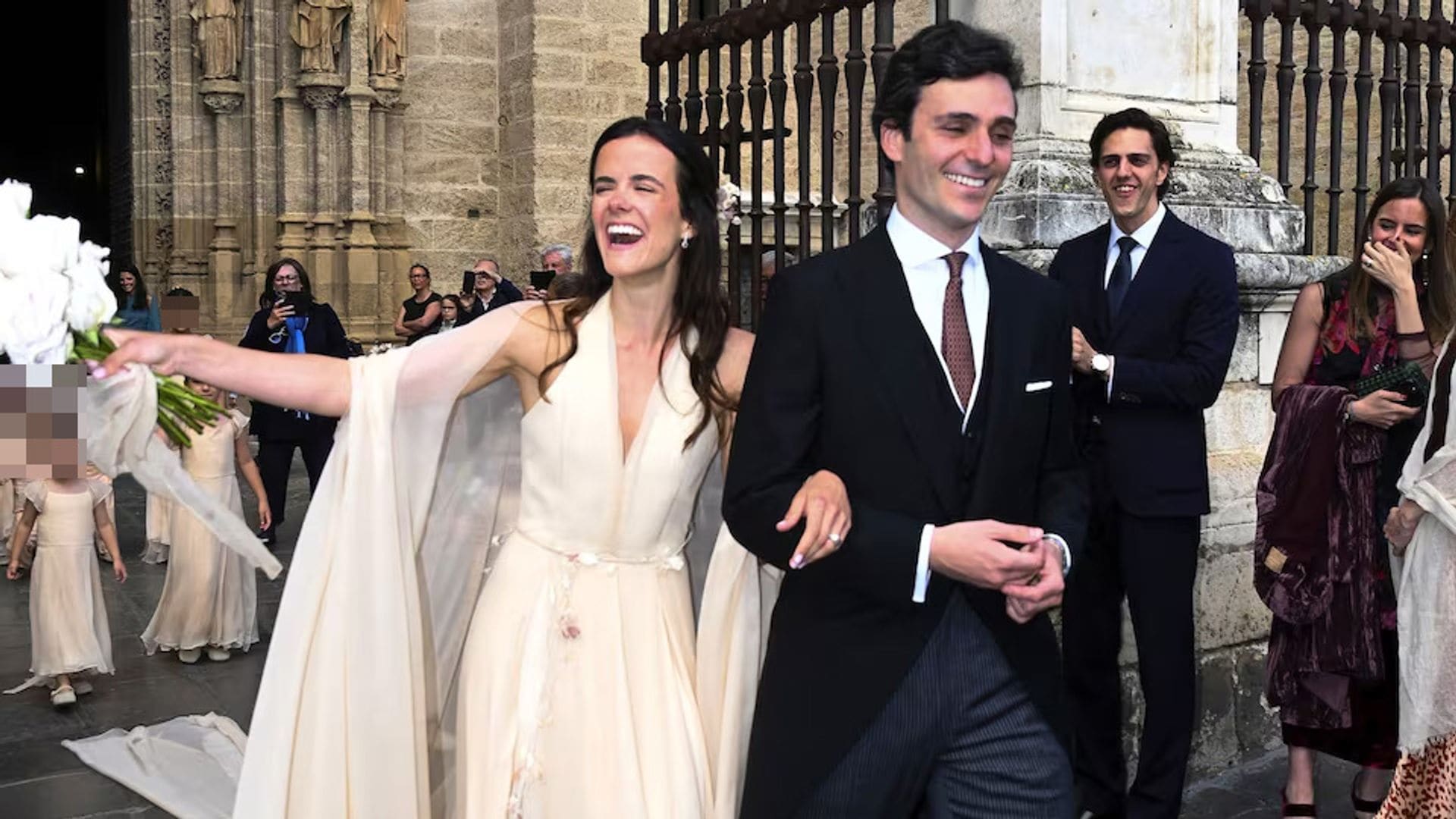 La boda que ha reunido en Sevilla a la familia de Luis Astolfi, gran amigo de la infanta Elena