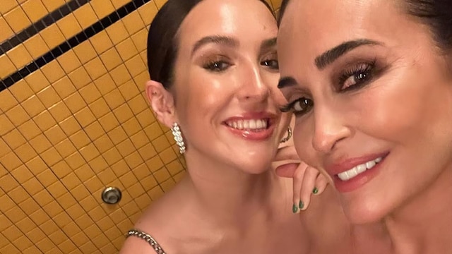 Vicky Martín Berrocal y Alba Díaz