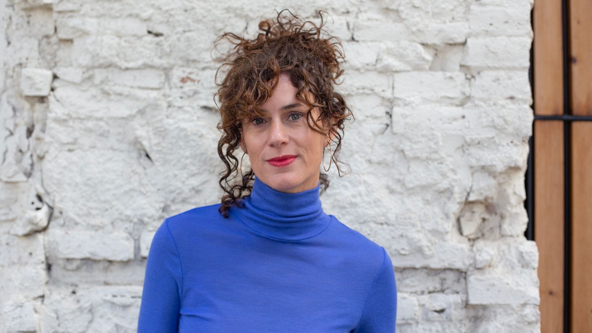 Retrato de Ana García, fundadora de NeuronaLab