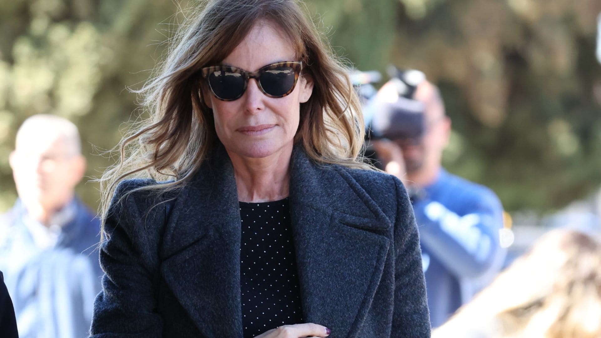 Lara Dibildos reaparece tras el funeral de su madre y explica cómo están siendo los primeros días sin Laura Valenzuela