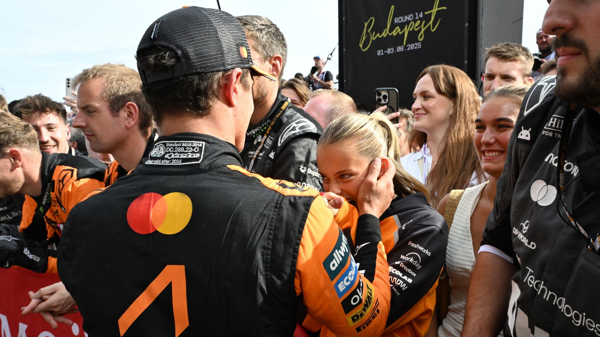 Las novias de los pilotos de Fórmula 1, protagonistas de la última carrera del año en el GP de Abu Dabi