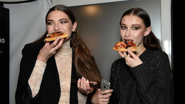 derya acikgoz backstage mercedes benz fashion week istanbul autumn winter 2016