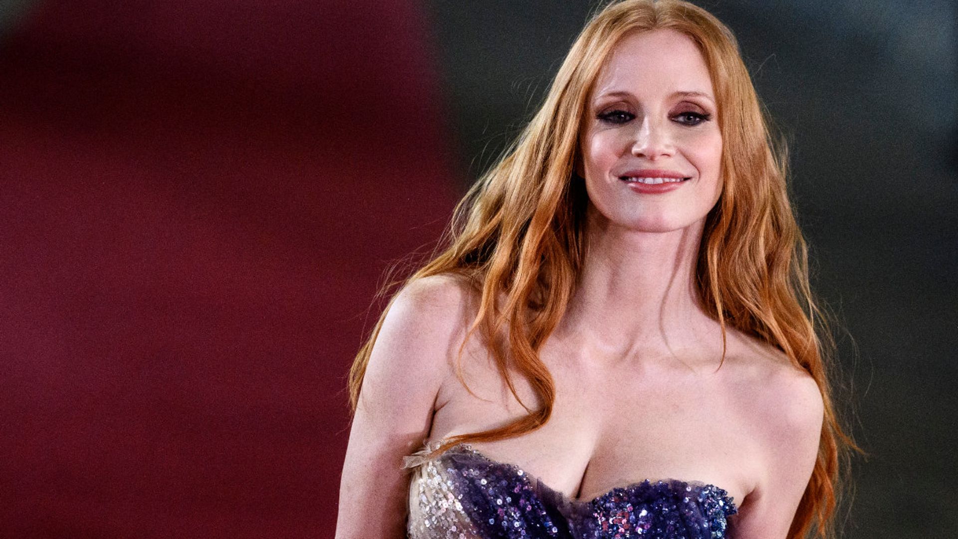 La supermelena de Jessica Chastain, el 'wet look' de Marta Nieto y toda la belleza de San Sebastián