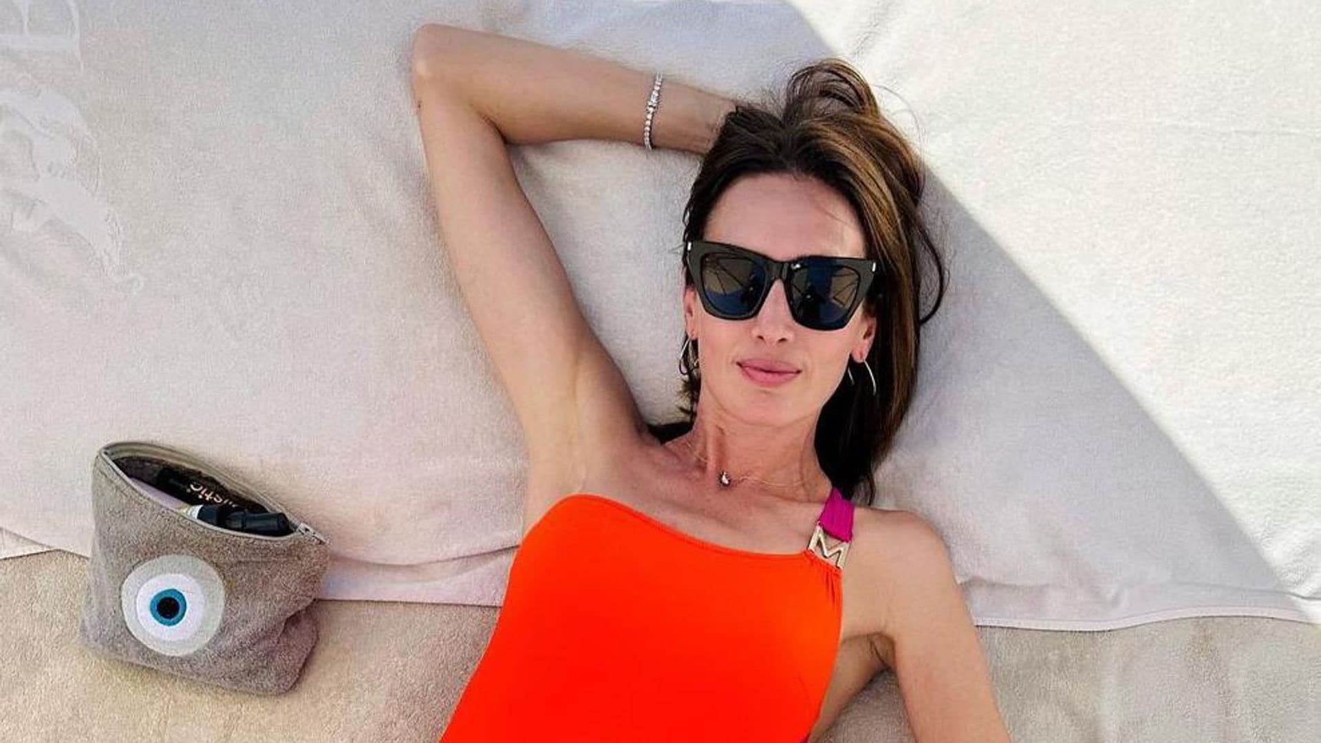 Nieves Álvarez, despliegue de elegancia en alta mar