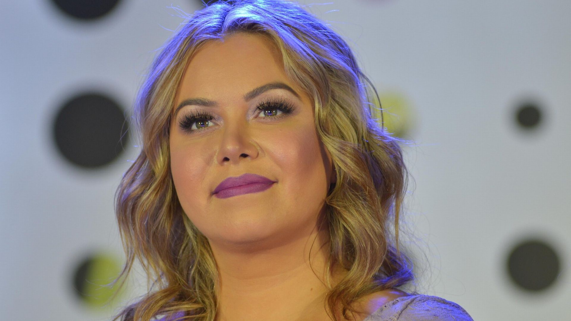 Chiquis Rivera se vio obligada a mostrar su prueba de COVID-19
