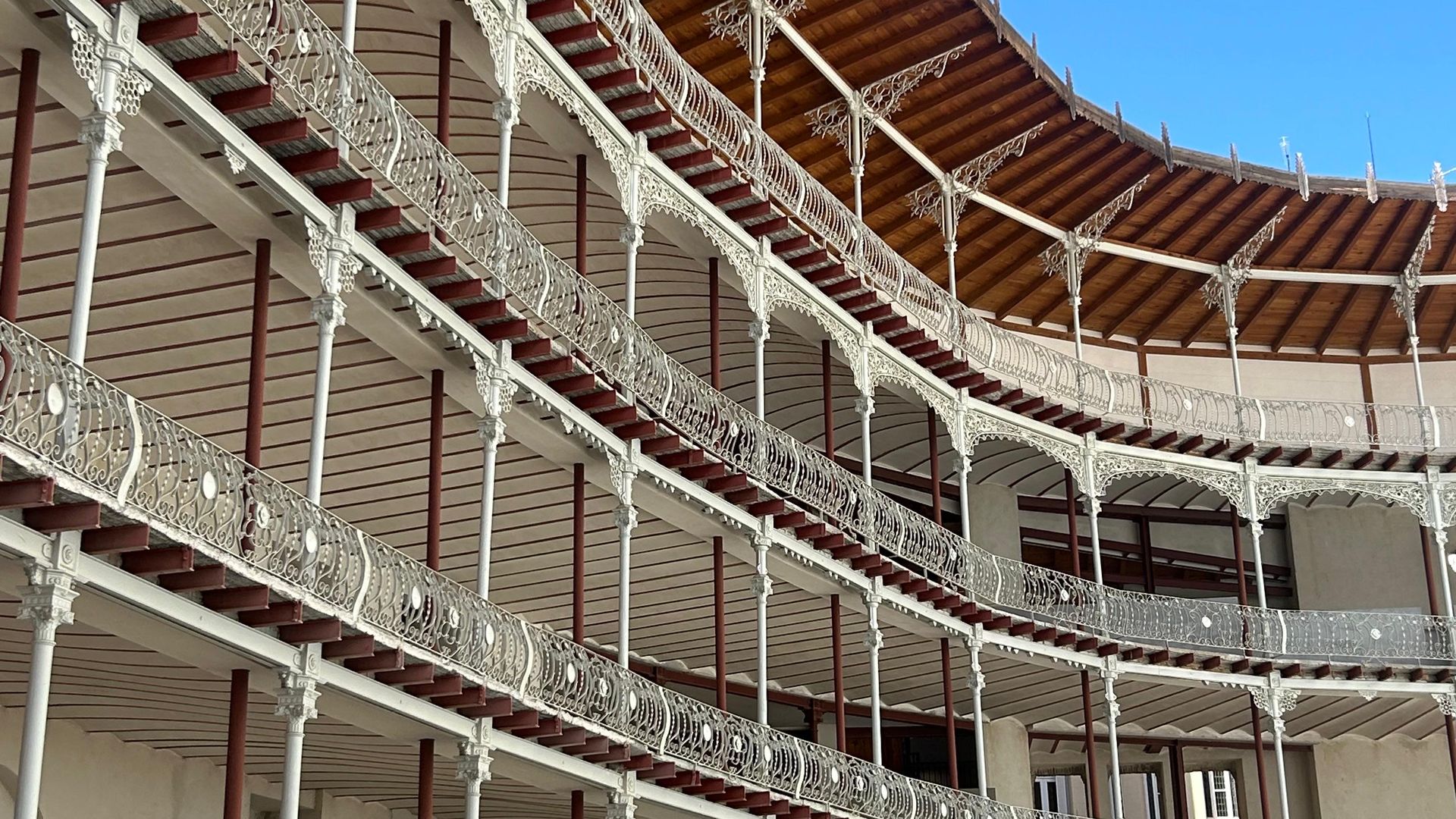Una selección de las grandes joyas arquitectónicas que esconde la ciudad de Madrid y ahora puedes visitar