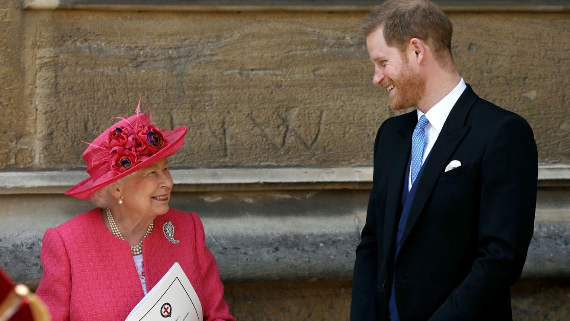 Sin la intervención telefónica de Meghan y con una reunión previa entre Isabel II y Harry: así fue la cumbre de Sandringham
