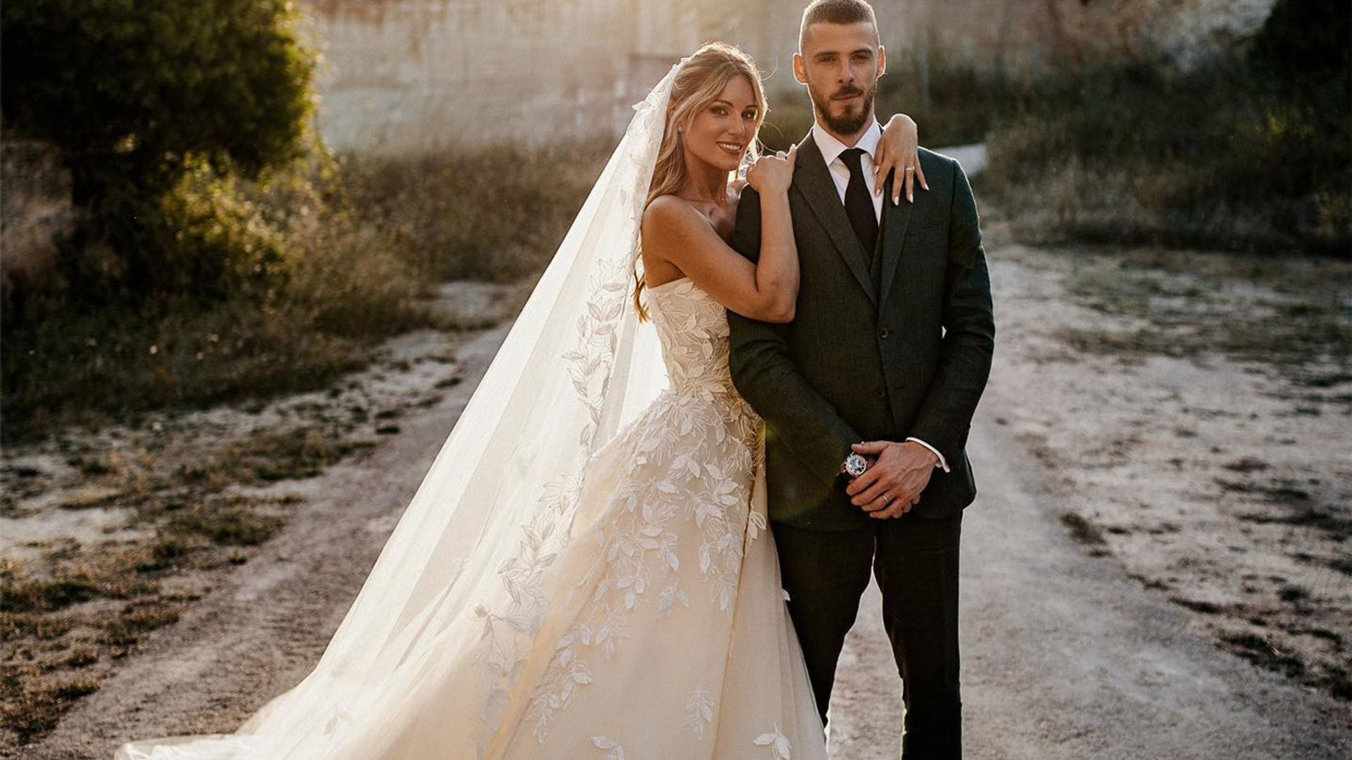 Edurne elige un mono 'halter' como segundo look nupcial en su boda con David de Gea
