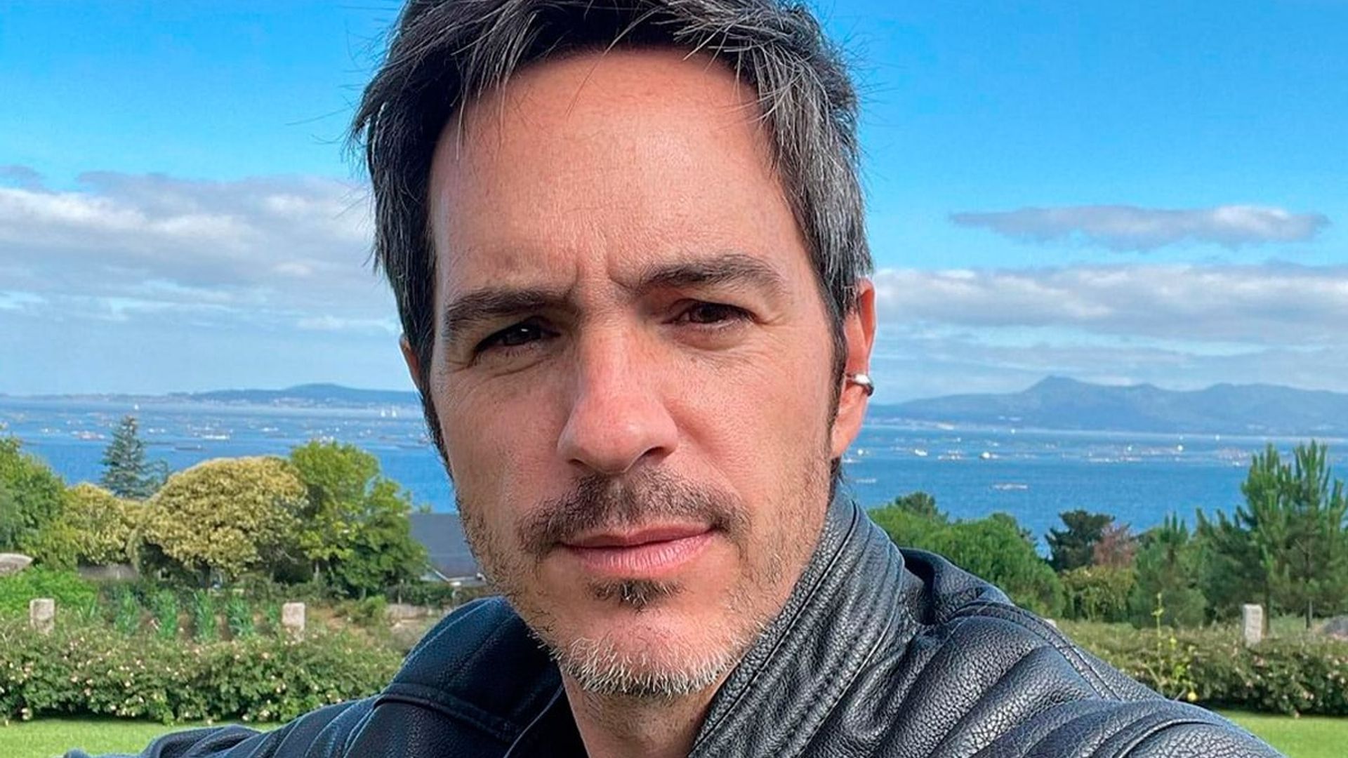Mauricio Ochmann responde a las críticas tras lanzarse como cantante