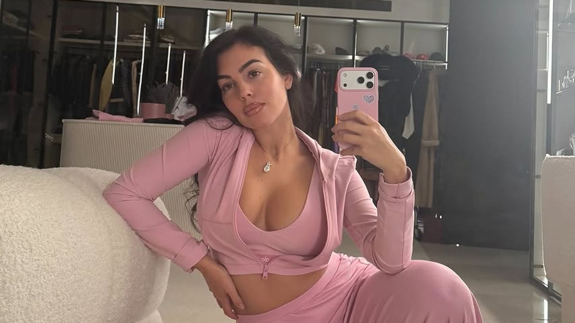 Georgina Rodríguez con ropa de deporte de Alo
