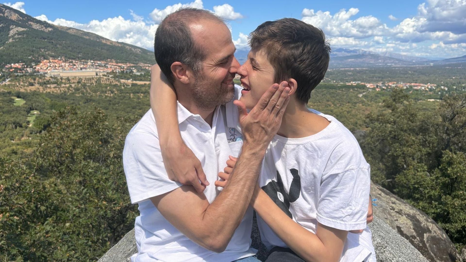 Álvaro Villanueva, padre de Alvarete: 'Normalizar el dolor cuando tienes un hijo con discapacidad es el primer paso para transformarlo en amor y fuerza'