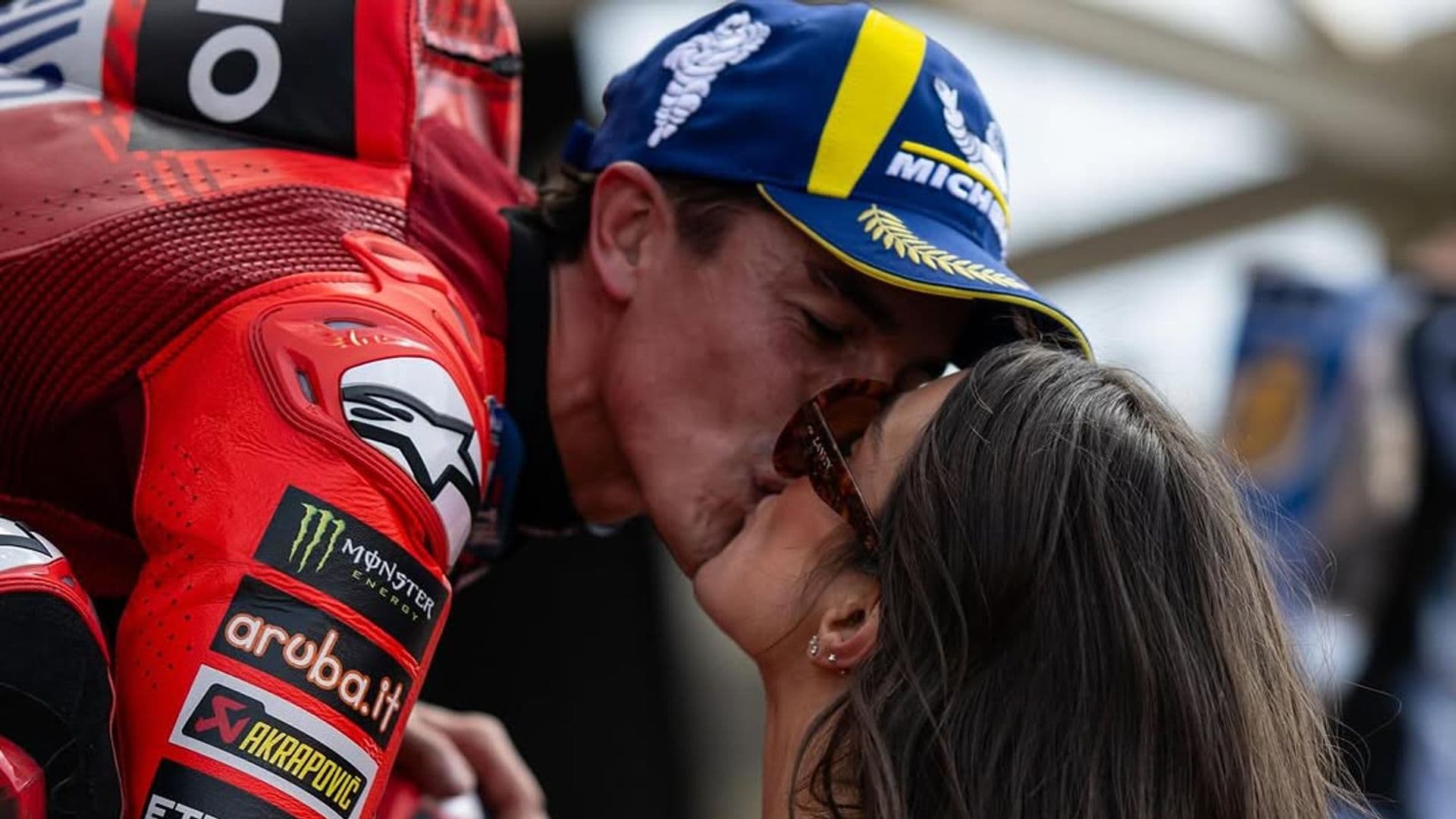 Marc Márquez se declara a Gemma Pinto y abre su álbum más íntimo por su cumpleaños