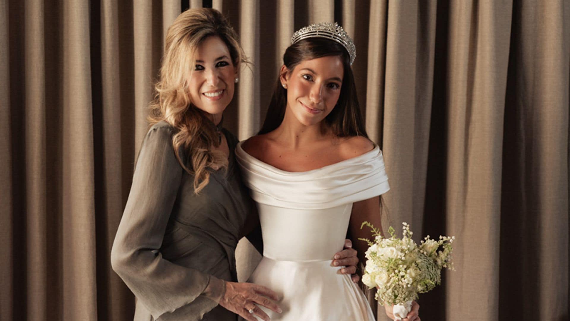 Madre de la novia con estilo Valenzuela