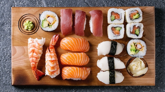 Bandeja de sushi