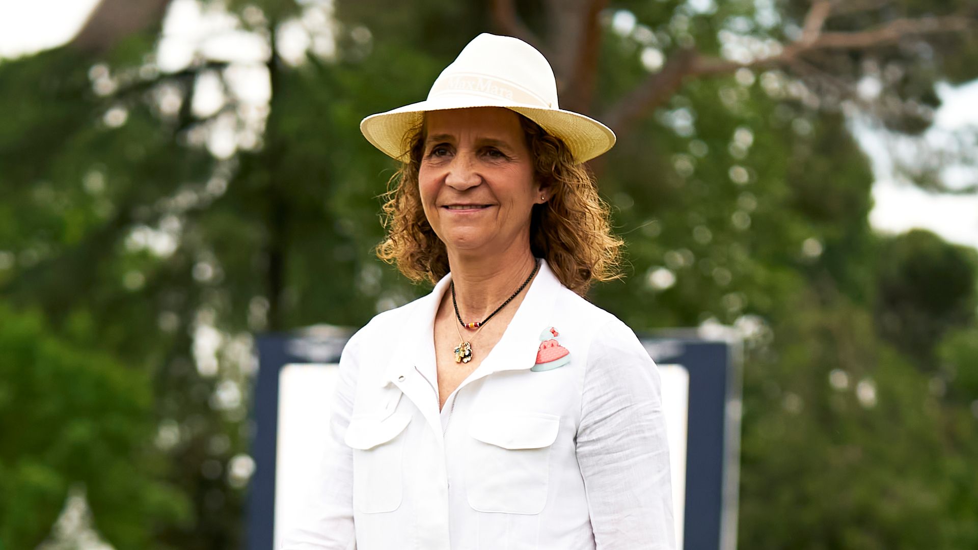 La icónica colección de sombreros de la infanta Elena: de los Fedora a sus impresionantes pamelas