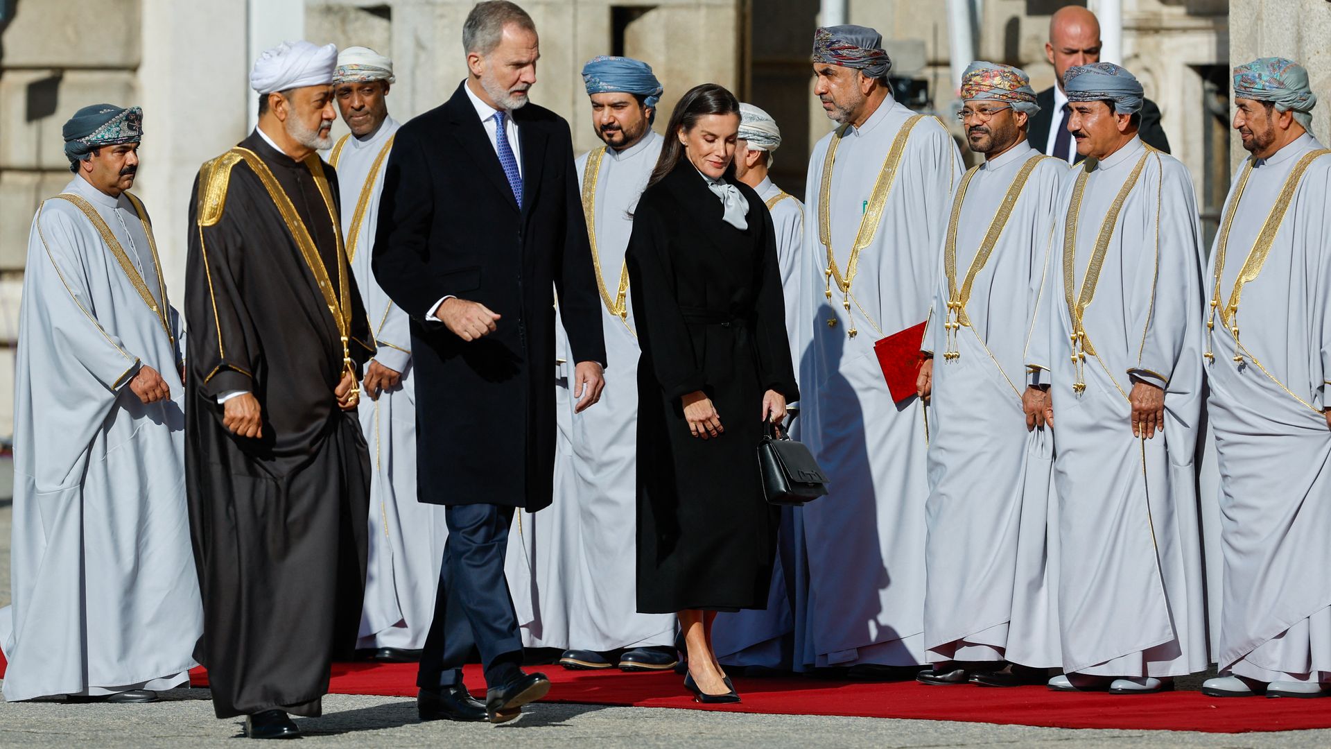 Recibimiento oficial al sultán omaní Haitham bin Tariq 