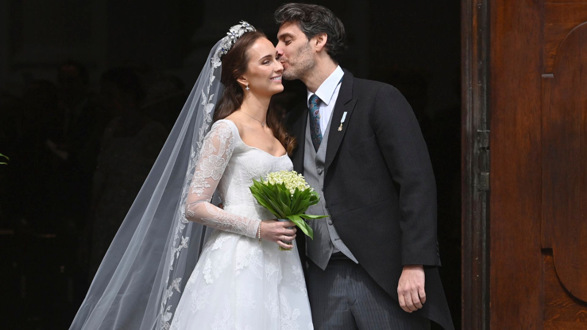 Un vestido de novia azul para poderlo reutilizar después: así fue el segundo look de Sophie Evekink