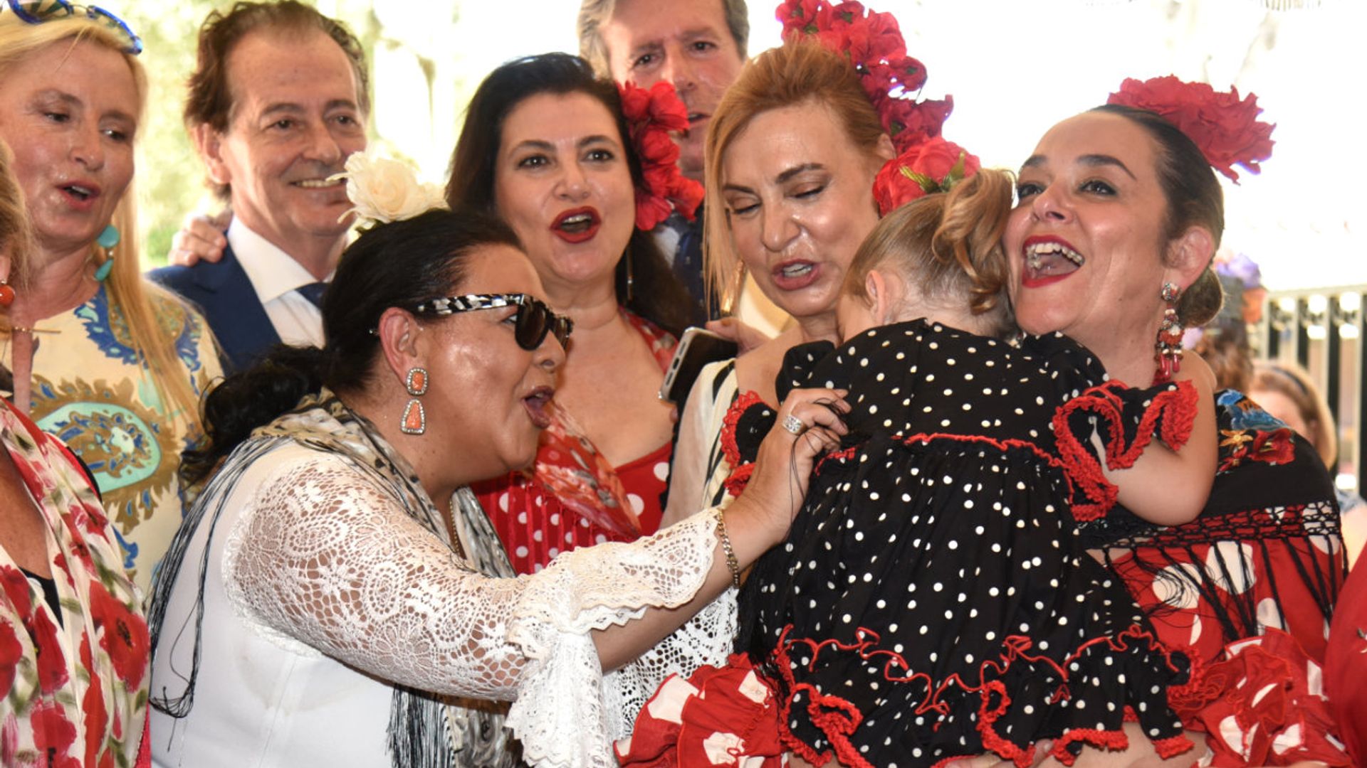 La hija de Toñi Moreno, la otra protagonista del cumpleaños de María del Monte en la Feria de Abril