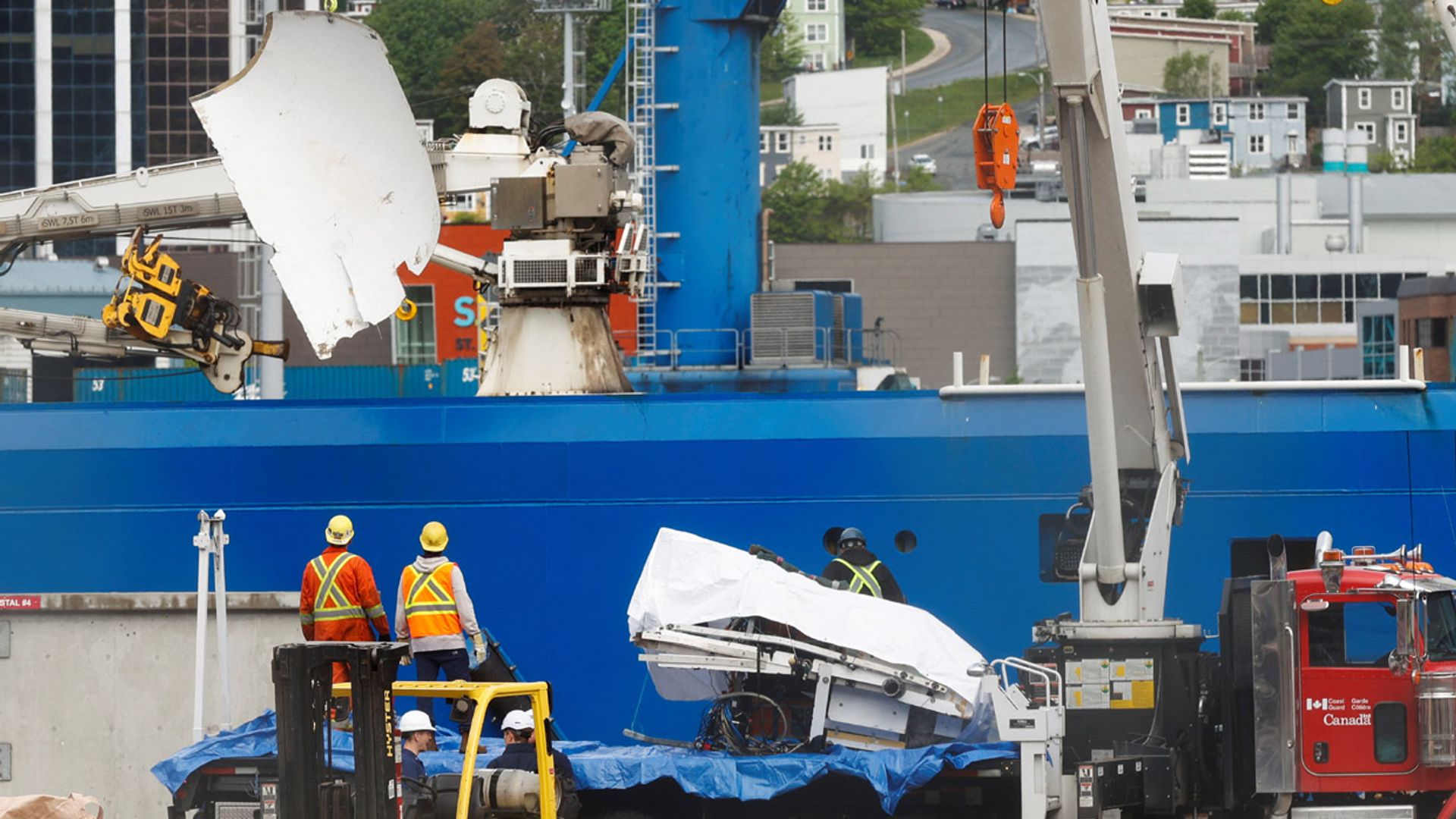 Descubren 'presuntos restos humanos' entre las piezas recuperadas del submarino Titan