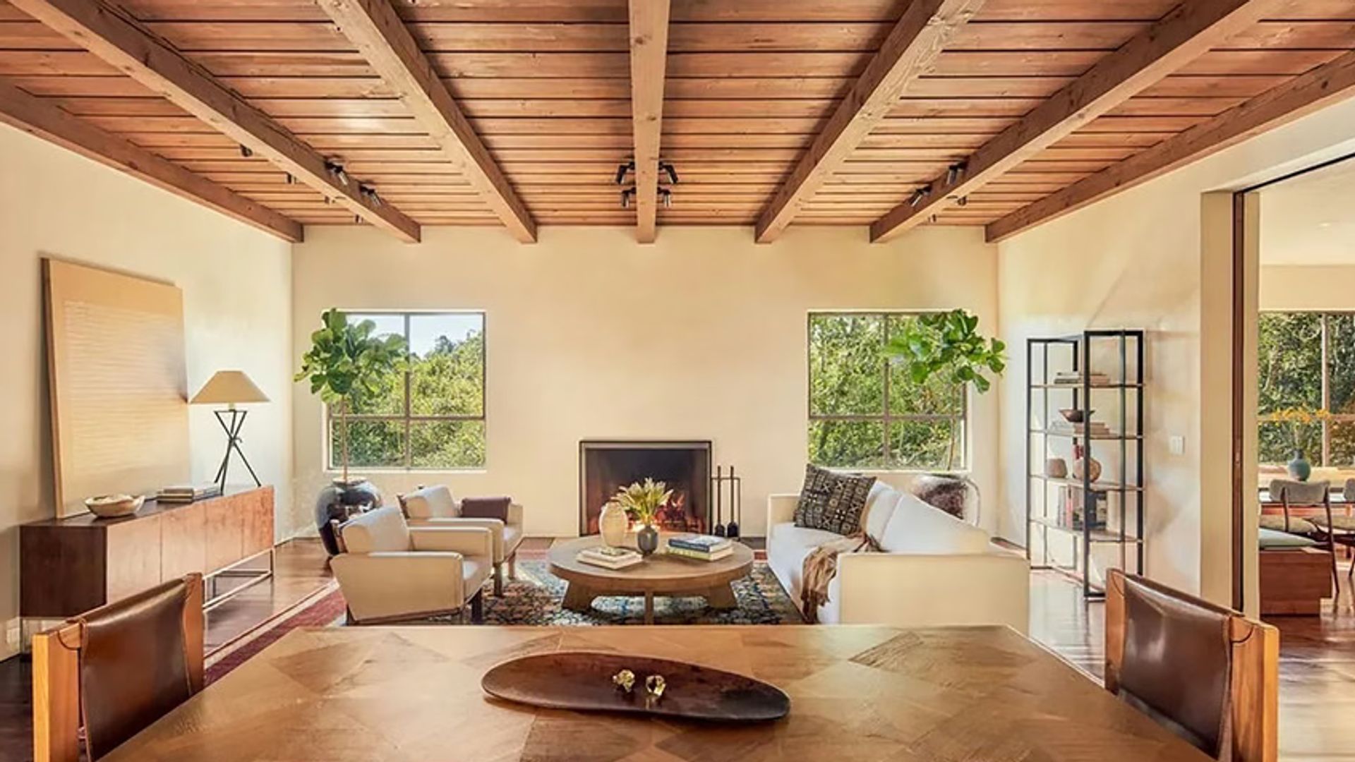Vista sala de estar rancho ecuestre de Los Ángeles de Steven Spielberg