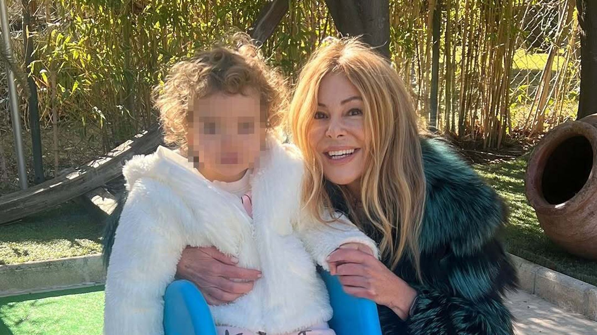 Anita cumple 3 años: los detalles y las fotos de la espectacular fiesta que ha organizado Ana Obregón con temática Frozen