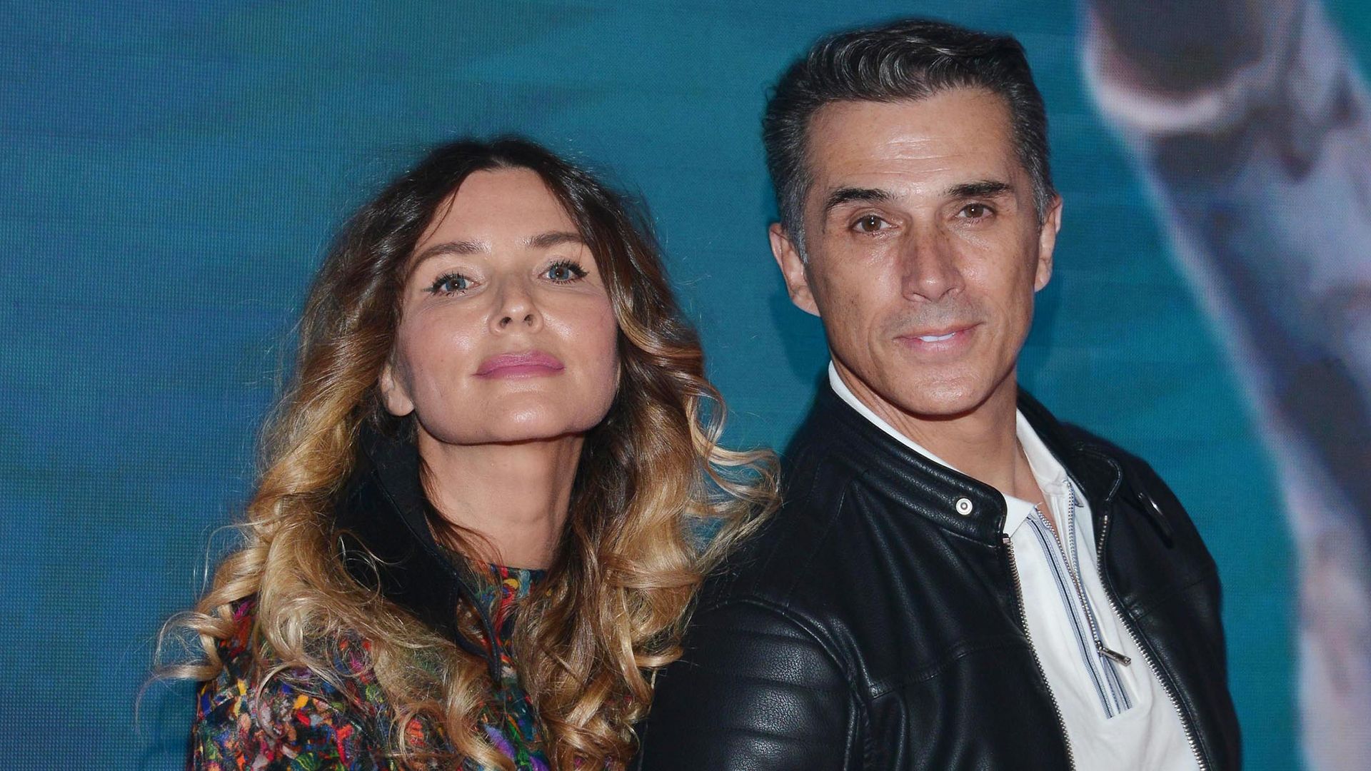 Issabela Camil y Sergio Mayer