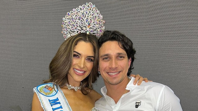Miss Bolivia con su novio
