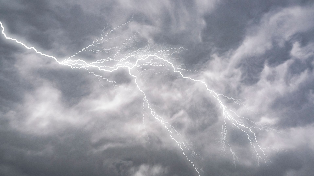 Avisos por tormentas, granizo y calor sofocante: el tiempo para esta semana en España