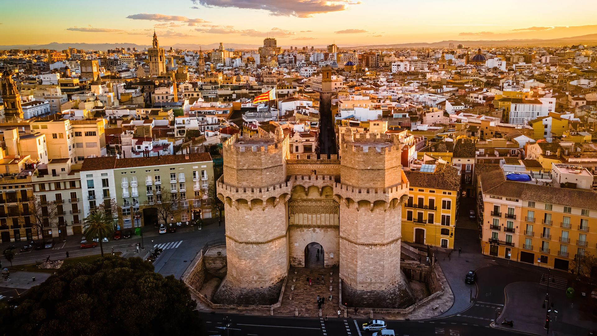 Panorámica aérea del centro de Valencia (España).
