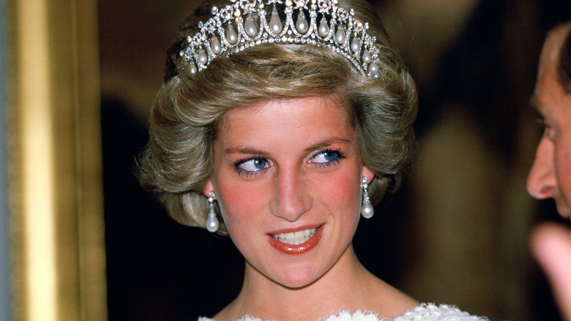 Princesa Diana delineador azul