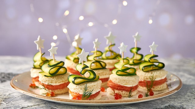 Canapés de salmón ahumado para Navidad