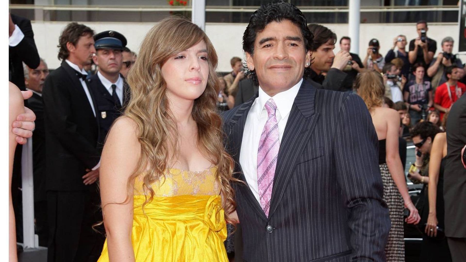 Dalma Maradona, rota de dolor, recuerda a su padre con unas emotivas palabras (y muchas promesas)