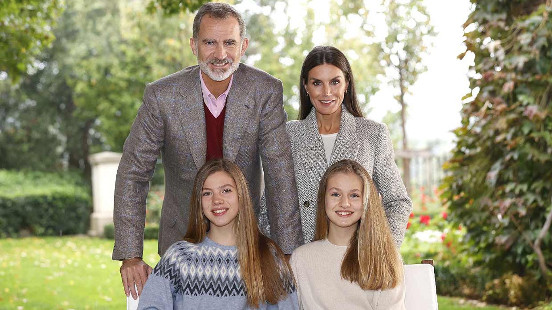 Los Reyes felicitan la Navidad con un bonito retrato familiar inédito