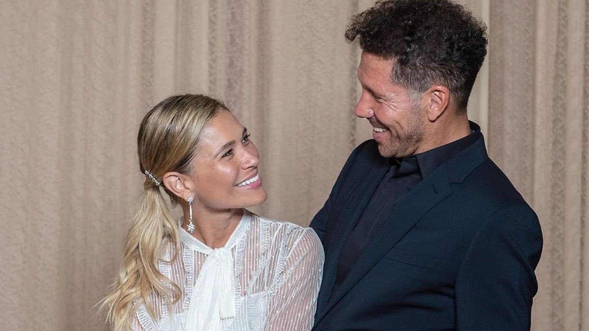 La simpática reacción de Francesca, la hija de Carla Pereyra y Simeone, al ver a su madre vestida de novia