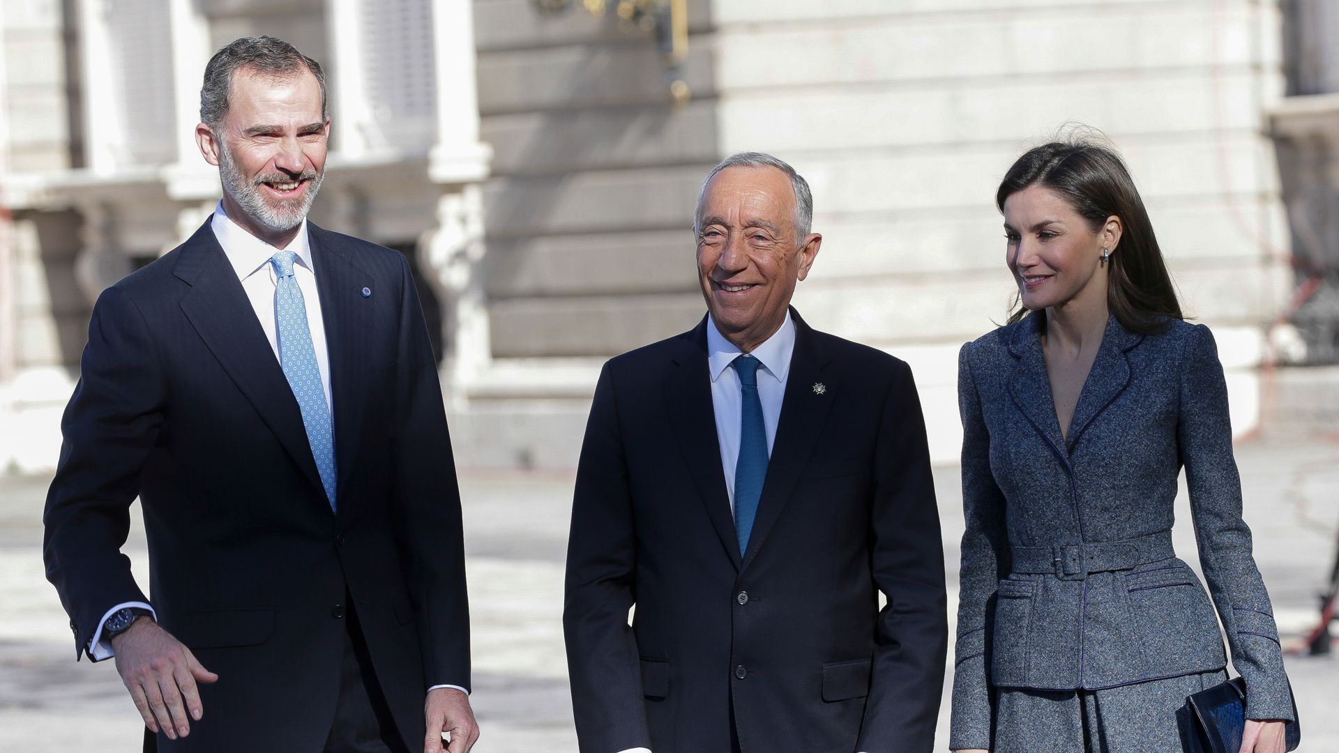 El rey Felipe VI y la reina Leticia junto al presidente de Portugal, Marcelo Rebelo de Sousa
