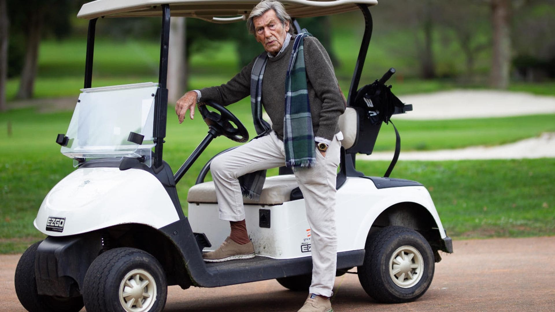 La historia de Andrés García-Carro, el modelo gallego de 92 años que triunfa en la moda