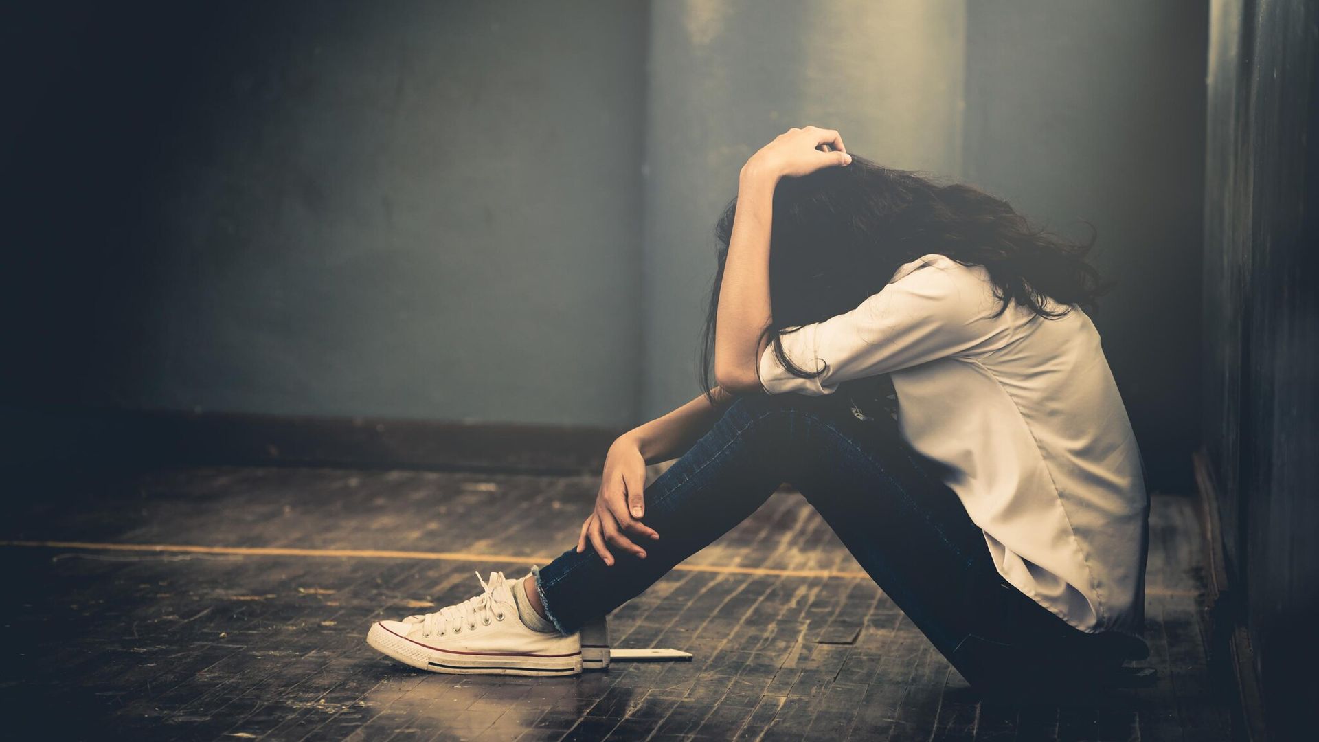 El diálogo, primer paso para prevenir las autolesiones entre los jóvenes